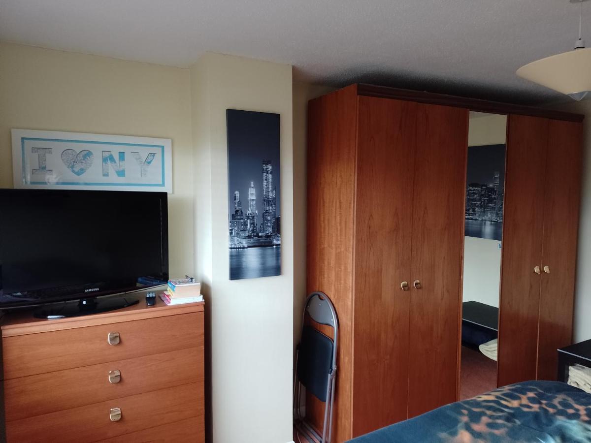 216 Glyn Eiddew Hotel คาร์ดิฟฟ์ ภายนอก รูปภาพ
